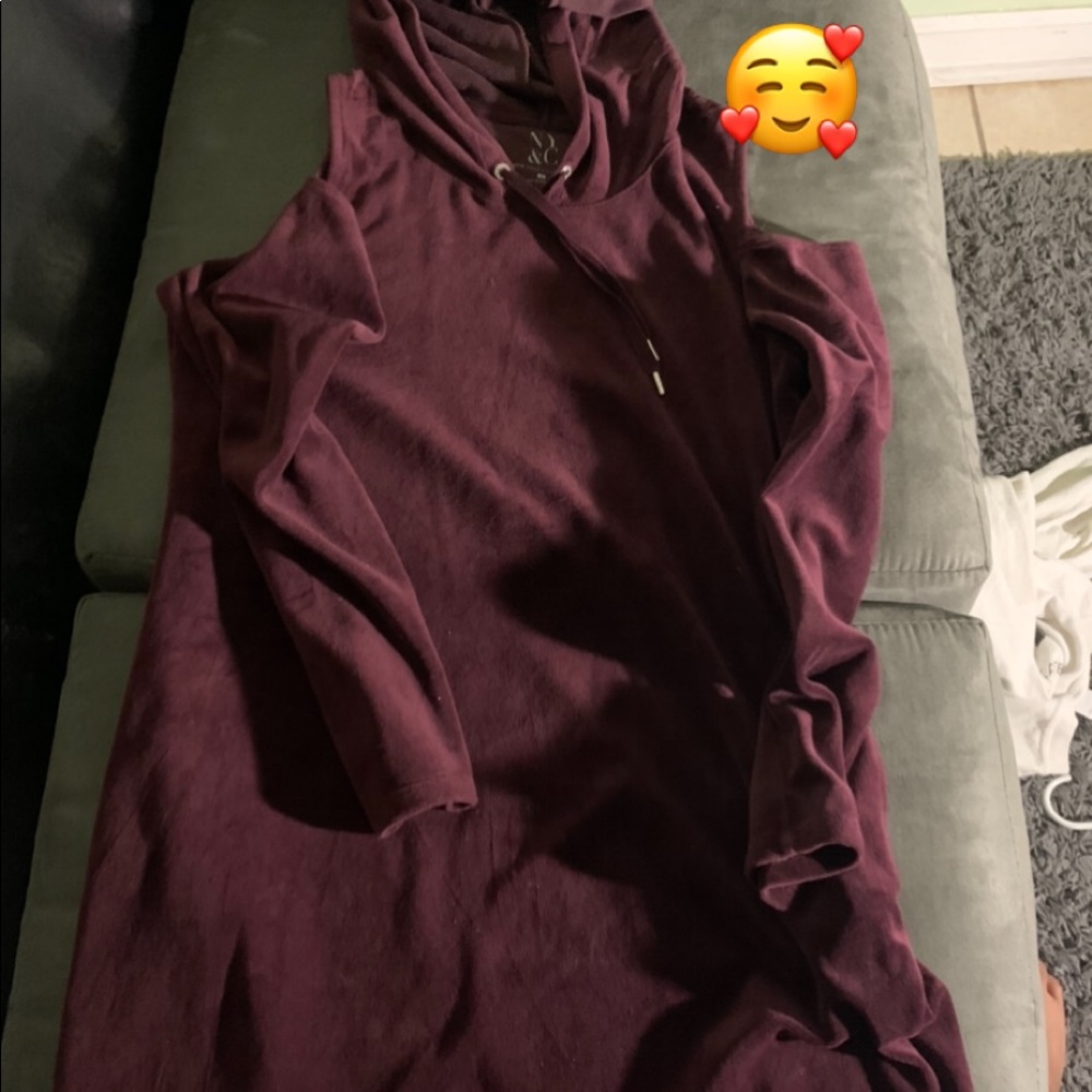 Burgundy slim velvet Dress🥰